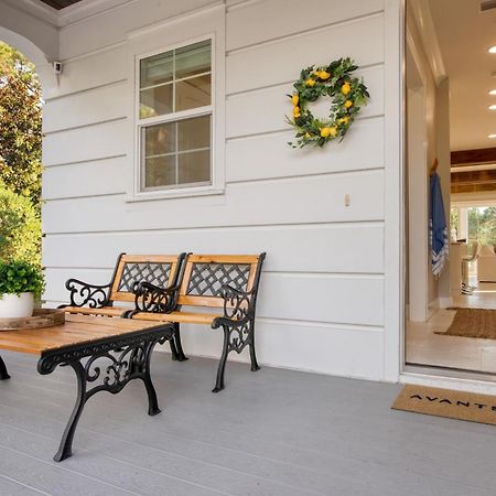 Edgewater By Avantstay Gorgeous Character Lakefront Home W Private Dock Дестін Екстер'єр фото