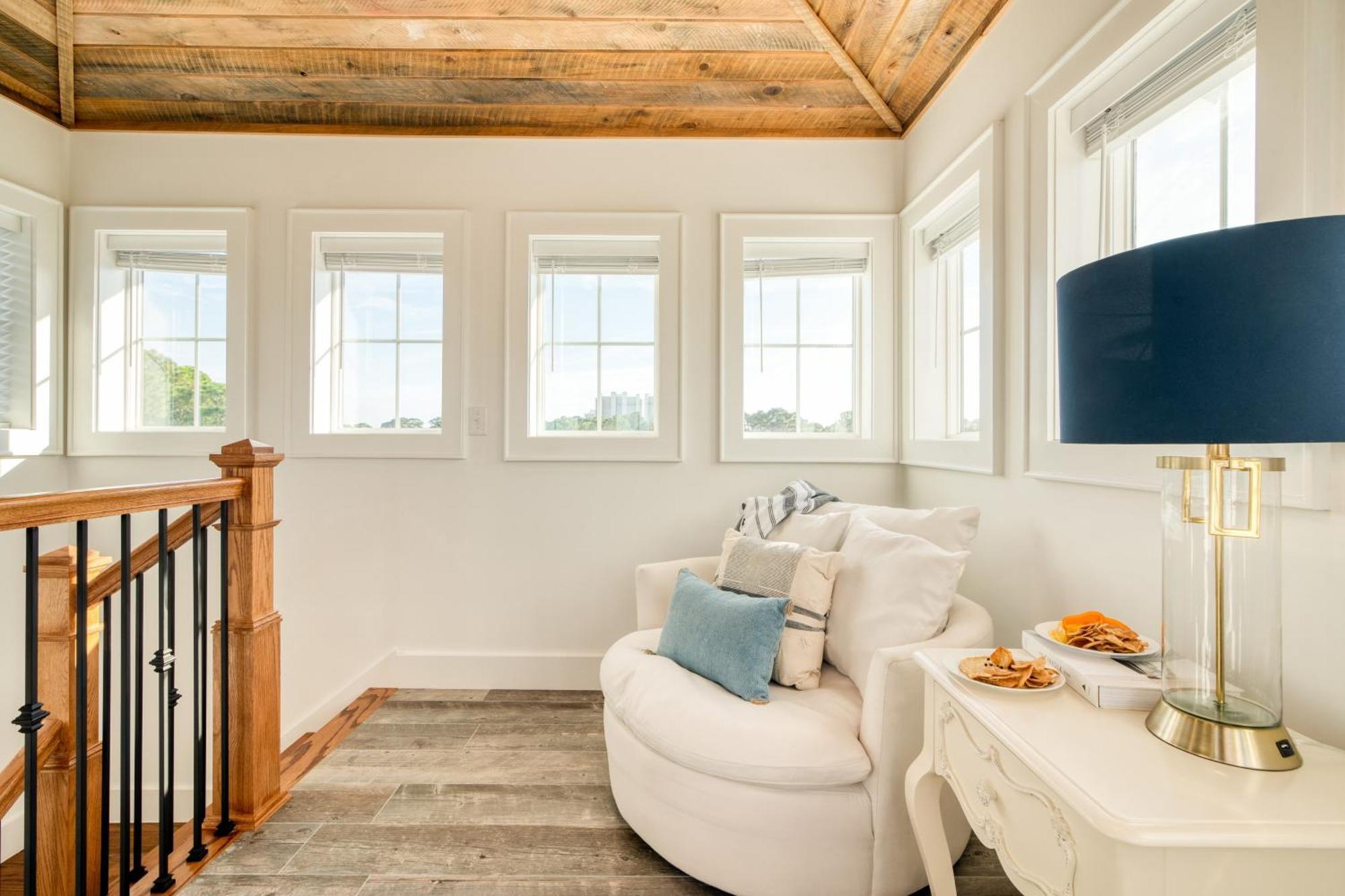 Edgewater By Avantstay Gorgeous Character Lakefront Home W Private Dock Дестін Екстер'єр фото
